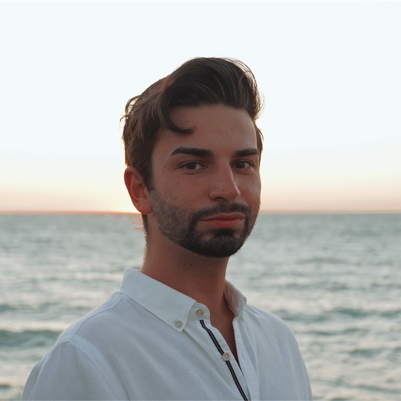 Retrato profesional de Rafa Ánsumar